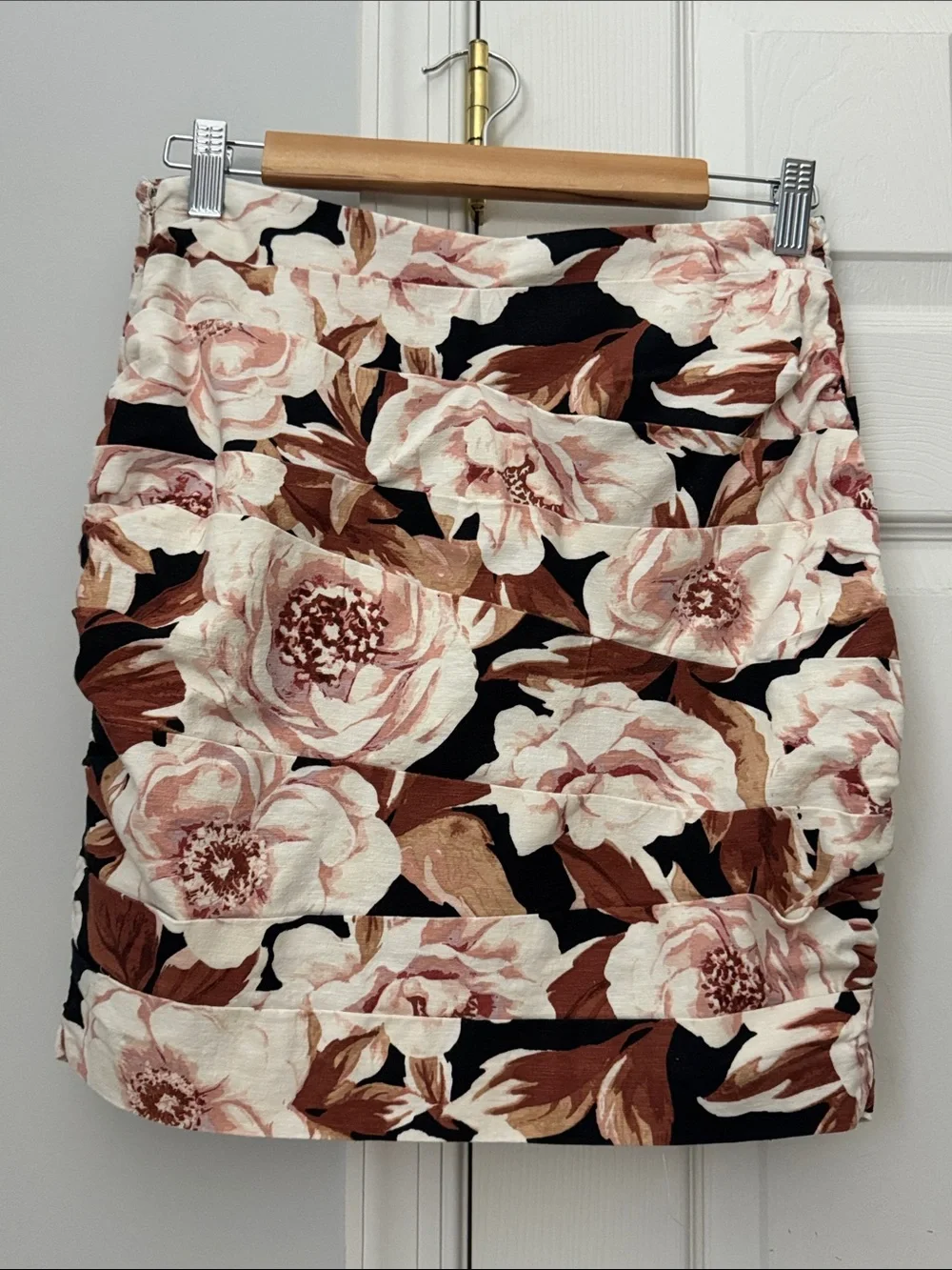 Express Floral Mini Skirt in Black, Pink & Brown